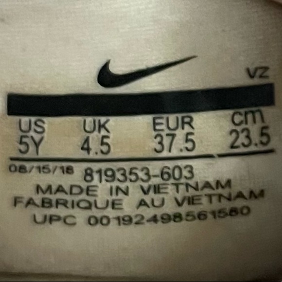 Nike kid’s slide sandals pink salmon - Picture 6 of 7